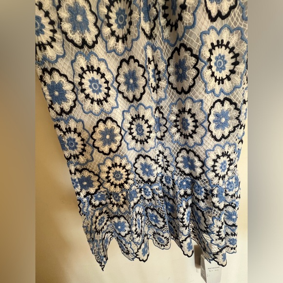 S O L D.   ML MONIQUE LHUILLIER
Multi Colored Lace Cocktail Dress 10 - Picture 10 of 11